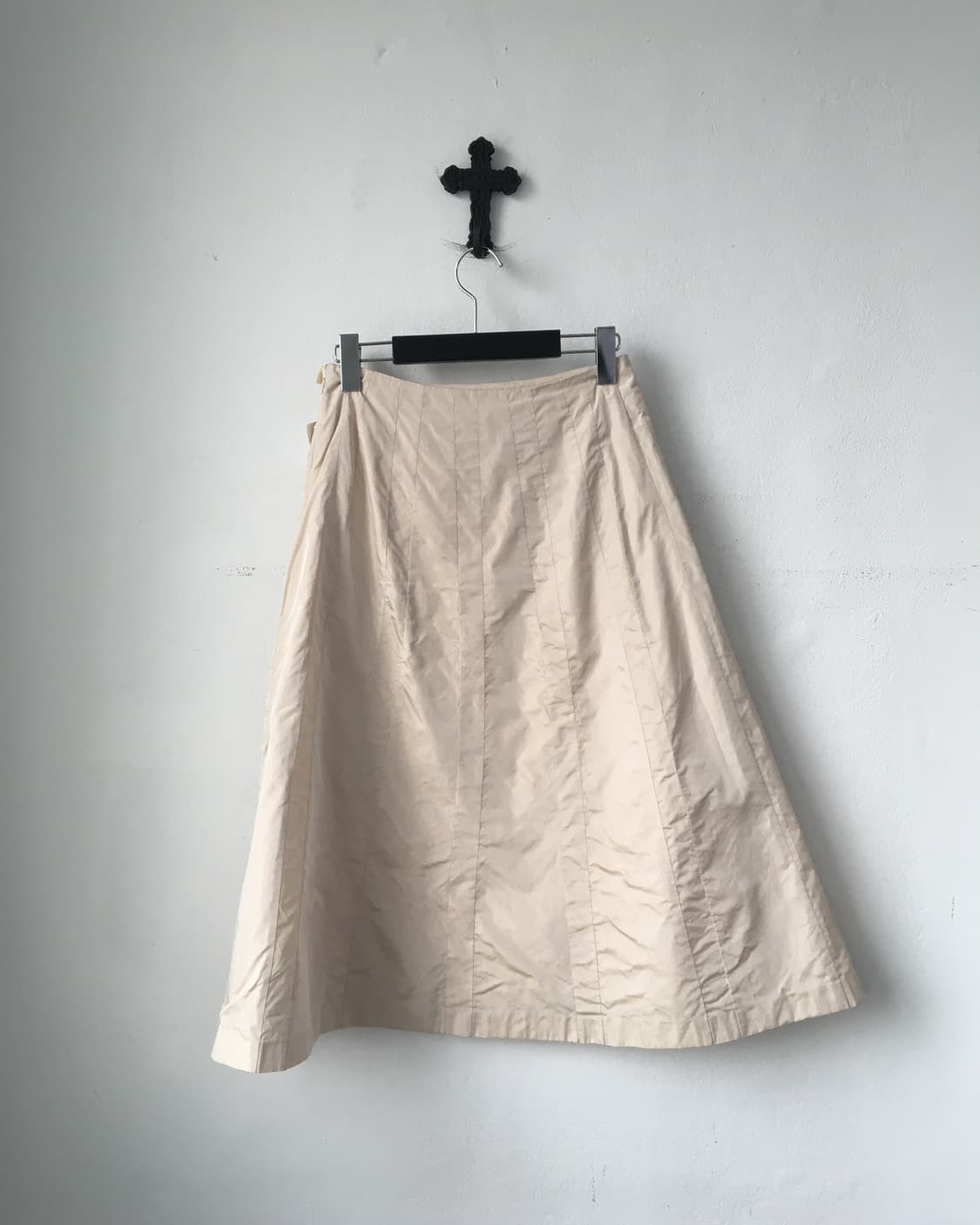 Line detail glossy skirt 상품이미지2