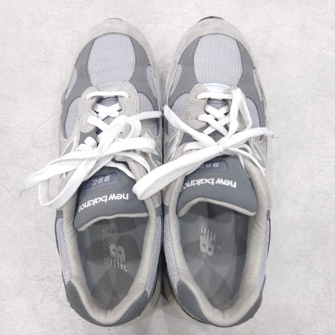 [275] 뉴발란스 992 그레이 (2020년 버전) 상품이미지2