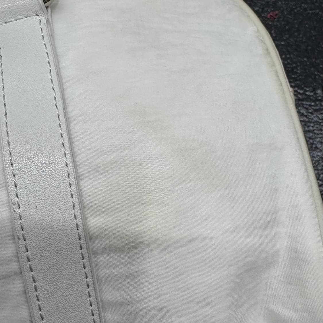 마뗑킴 화이트 토트백 상품이미지4