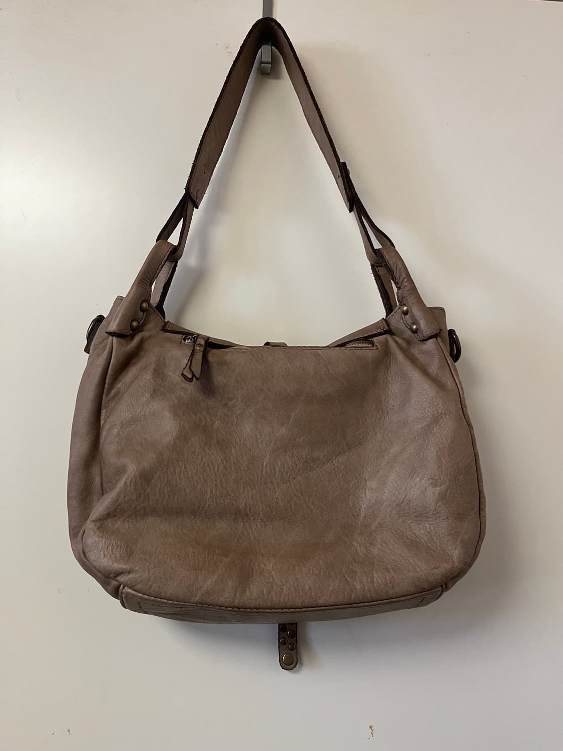 램스킨 스터드숄더백 made in Italy 상품이미지4
