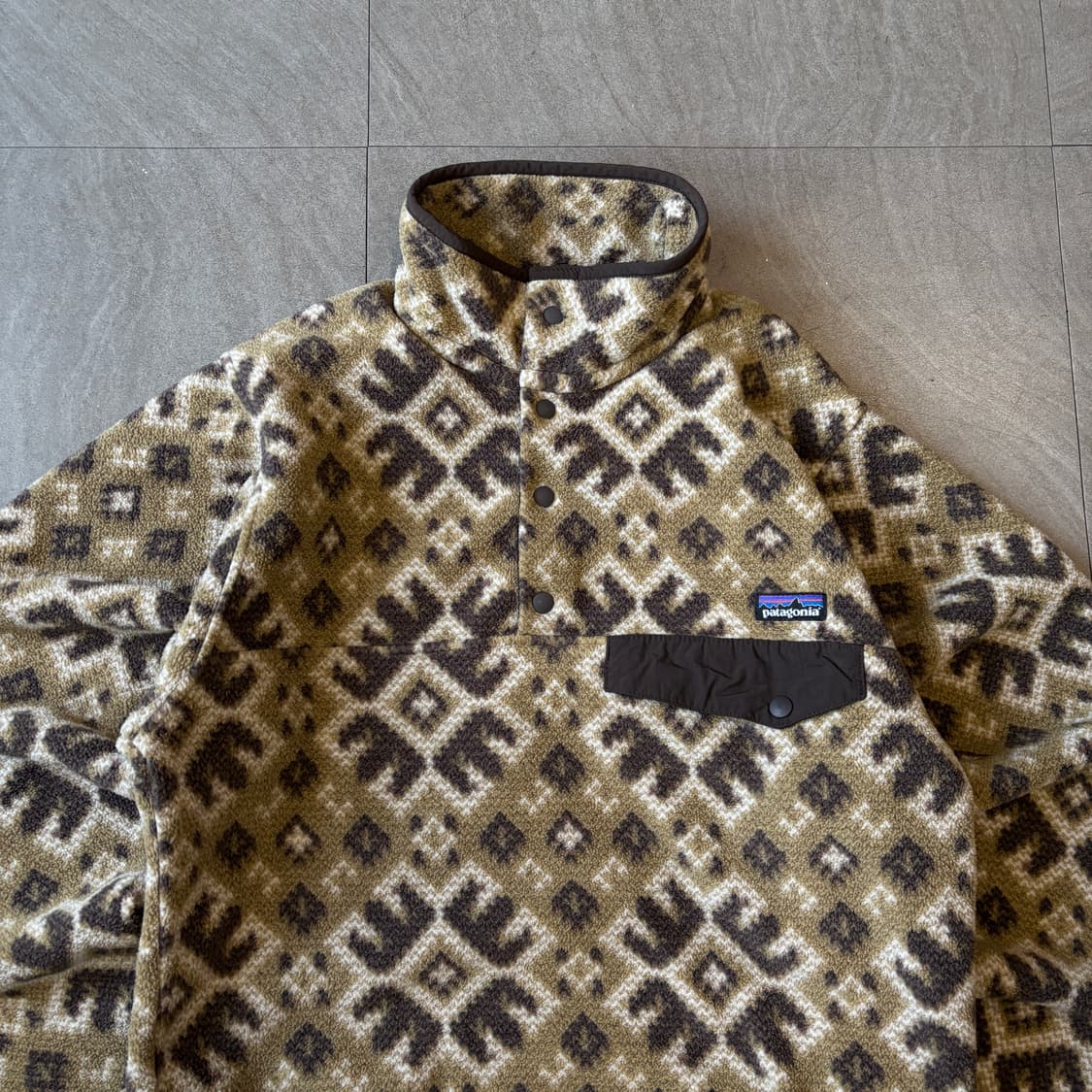 파타고니아 정품 신칠라 스냅티  상품이미지3