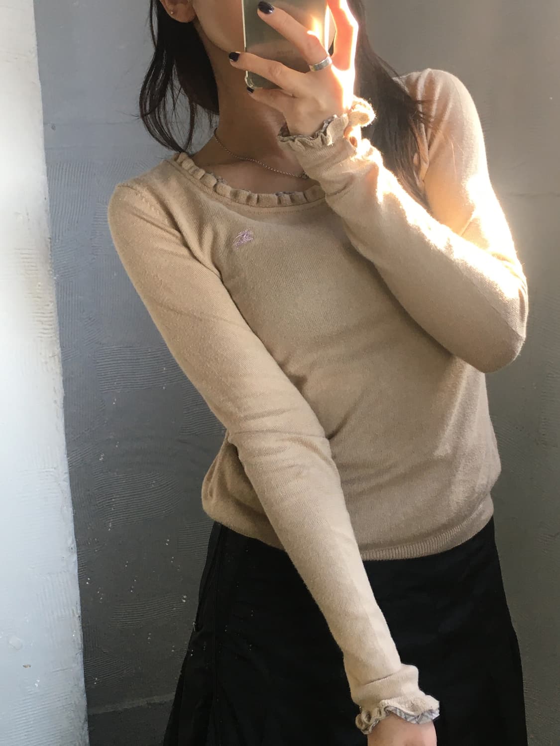 Burberrys 버버리 블루라벨 베이지컬러 프릴 슬리브니트 상품이미지2