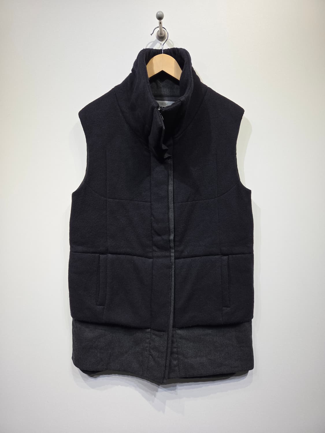 르베이지(LEBEIGE) 울 블렌드 하이넥 패딩 베스트 상품이미지2