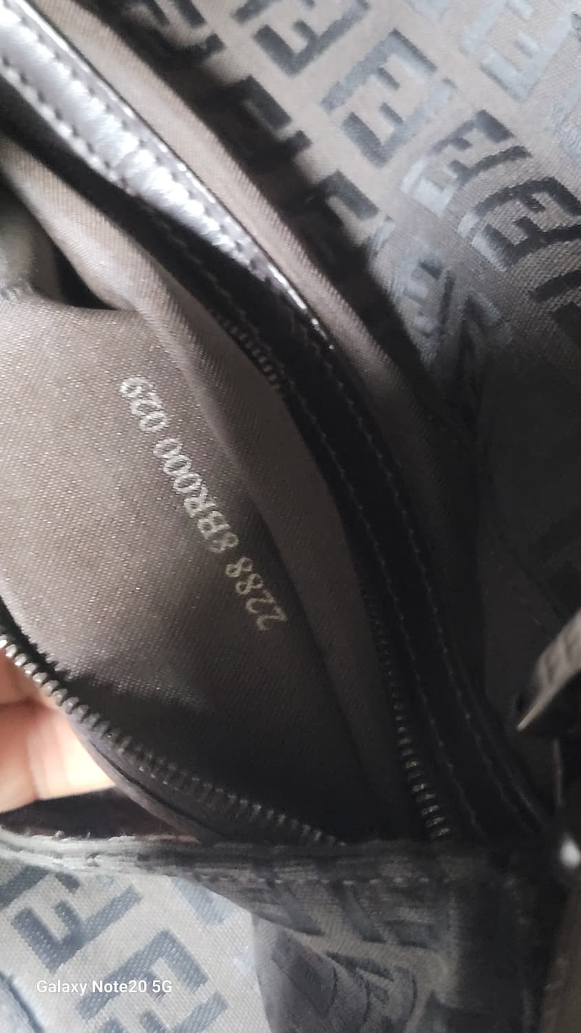 펜디 숄더백 상품이미지3