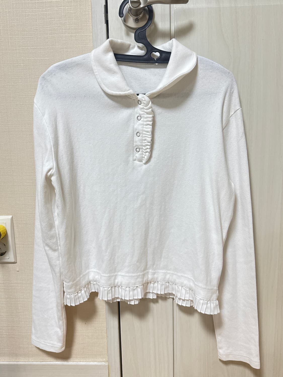 오헤시오 라운드카라 프릴 롱 티셔츠  상품이미지5
