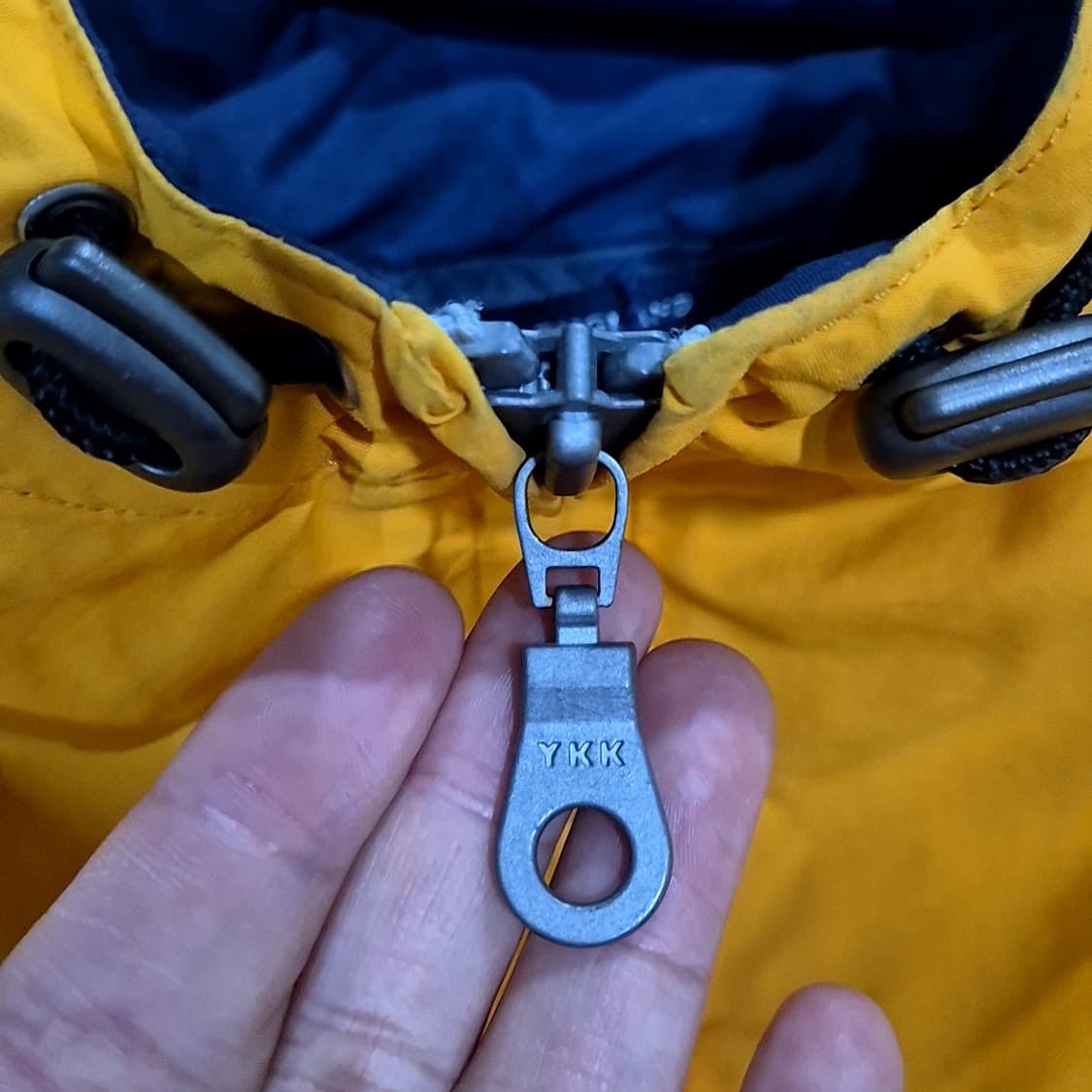 버버리 빅로고 풀오버 아노락  상품이미지4