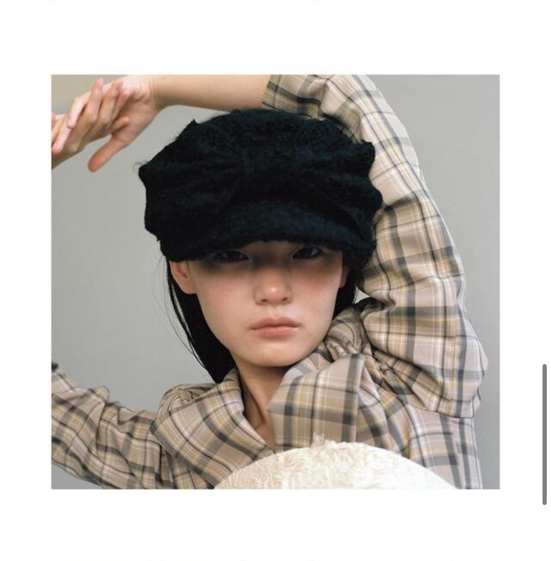 어썸니즈 리본 벨보이 캡 울블랙 상품이미지1