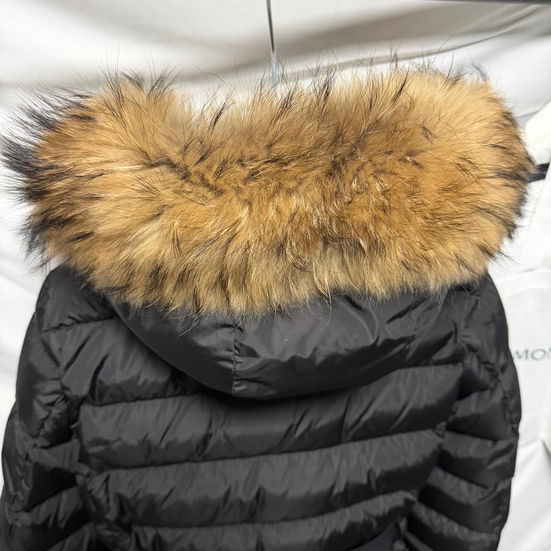 [S급/1] 몽클레어 클로에 여성패딩 블랙 라쿤퍼 풀구성 끌로에 상품이미지4