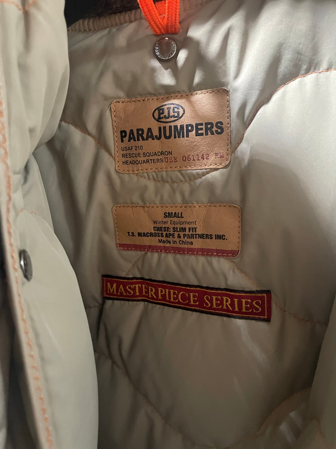 파라점퍼스 코디악 상품이미지2