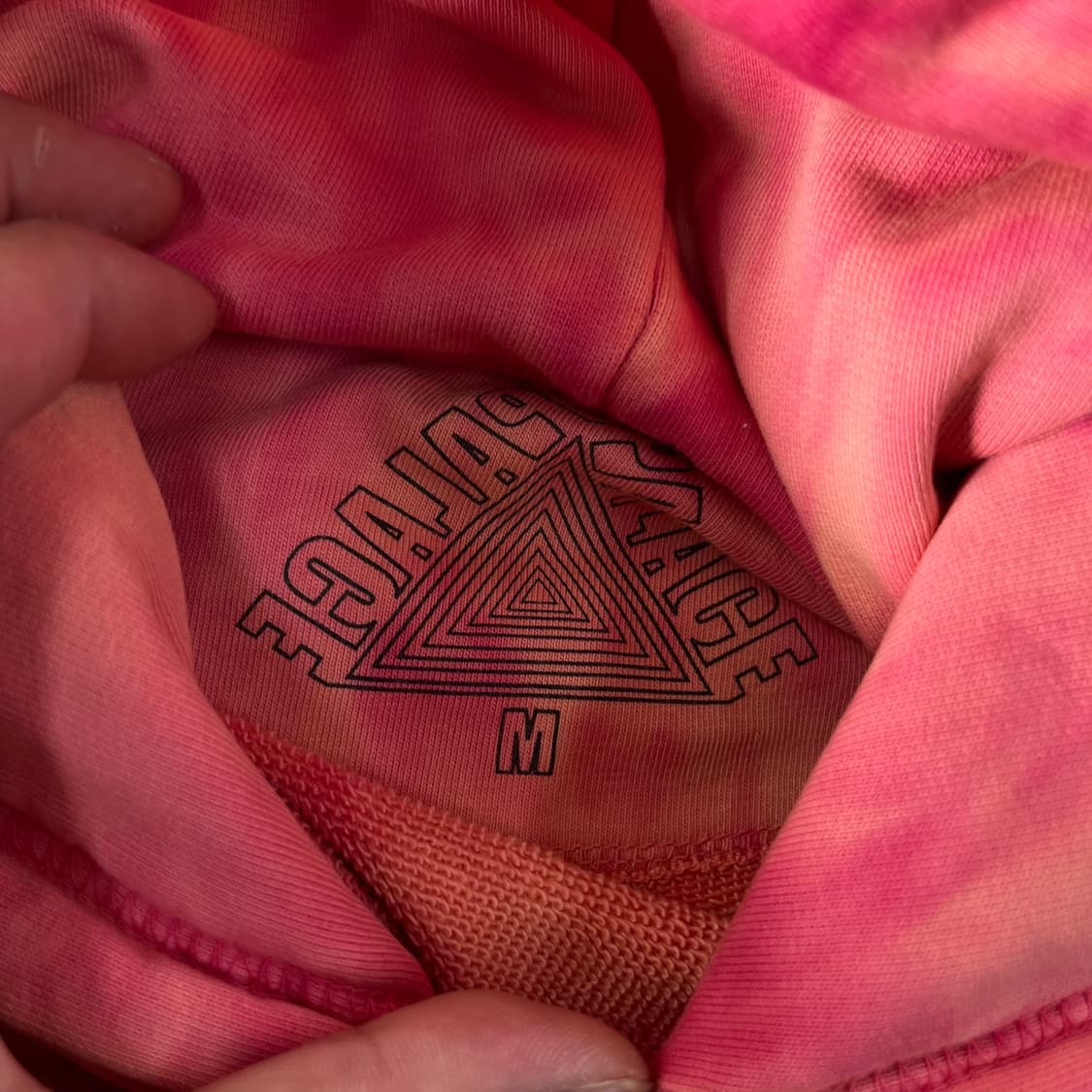 100 팔라스 핑거 업 타이다이 후드티 상품이미지3