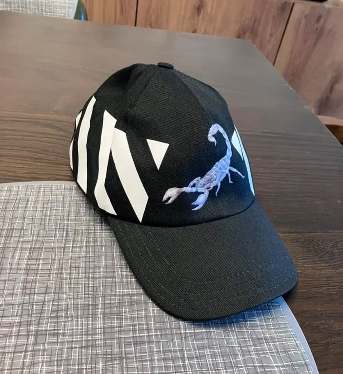 오프화이트 스콜피온 캡 상품이미지2