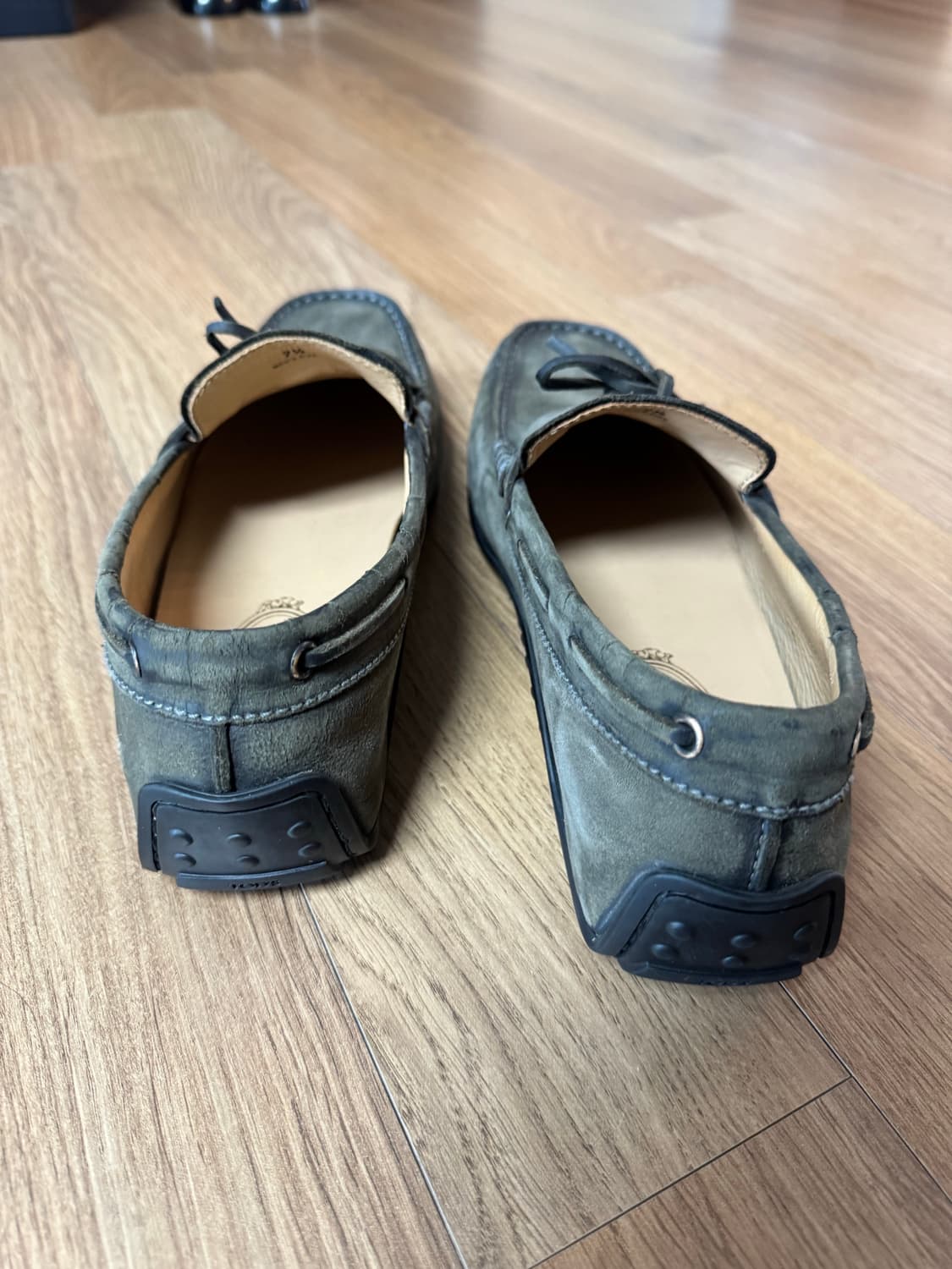 [Tod’s] 토즈 스웨이드 드라이빙 슈즈 7.5 상품이미지6