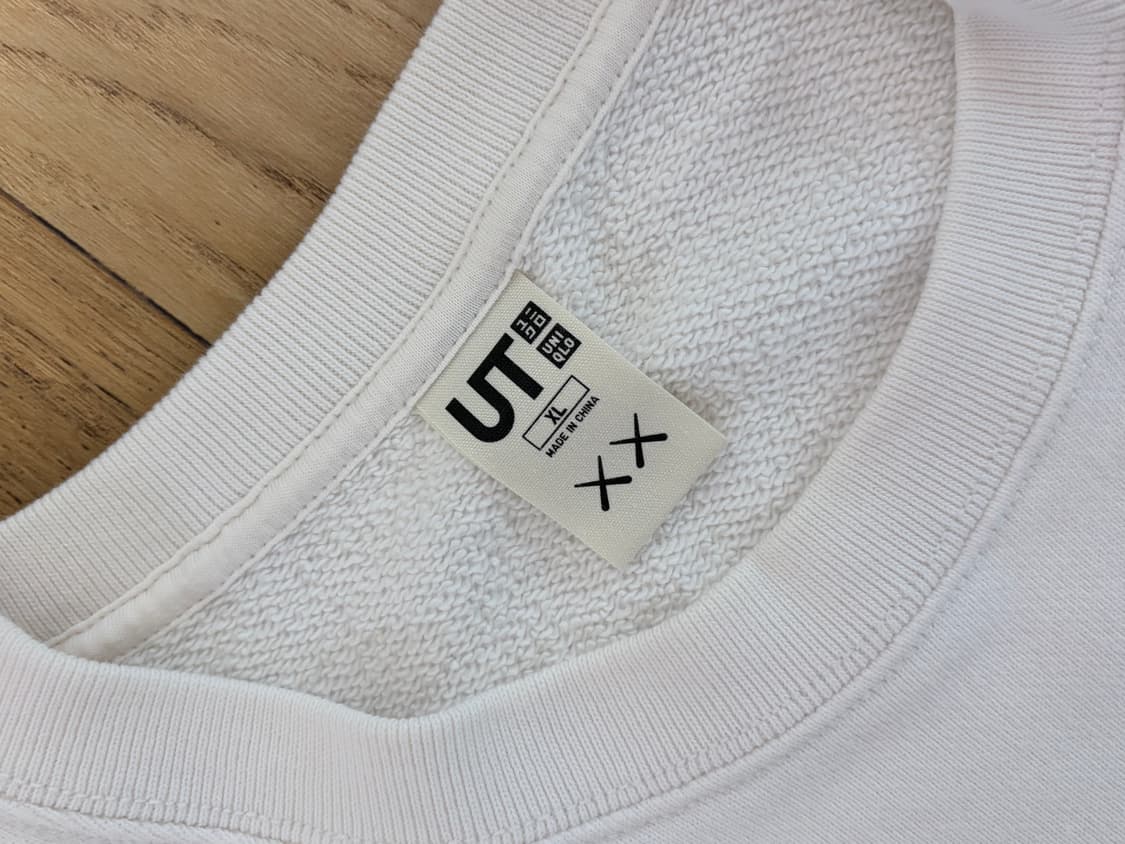 [XL] 유니클로 X Kaws 스웻셔츠 상품이미지4
