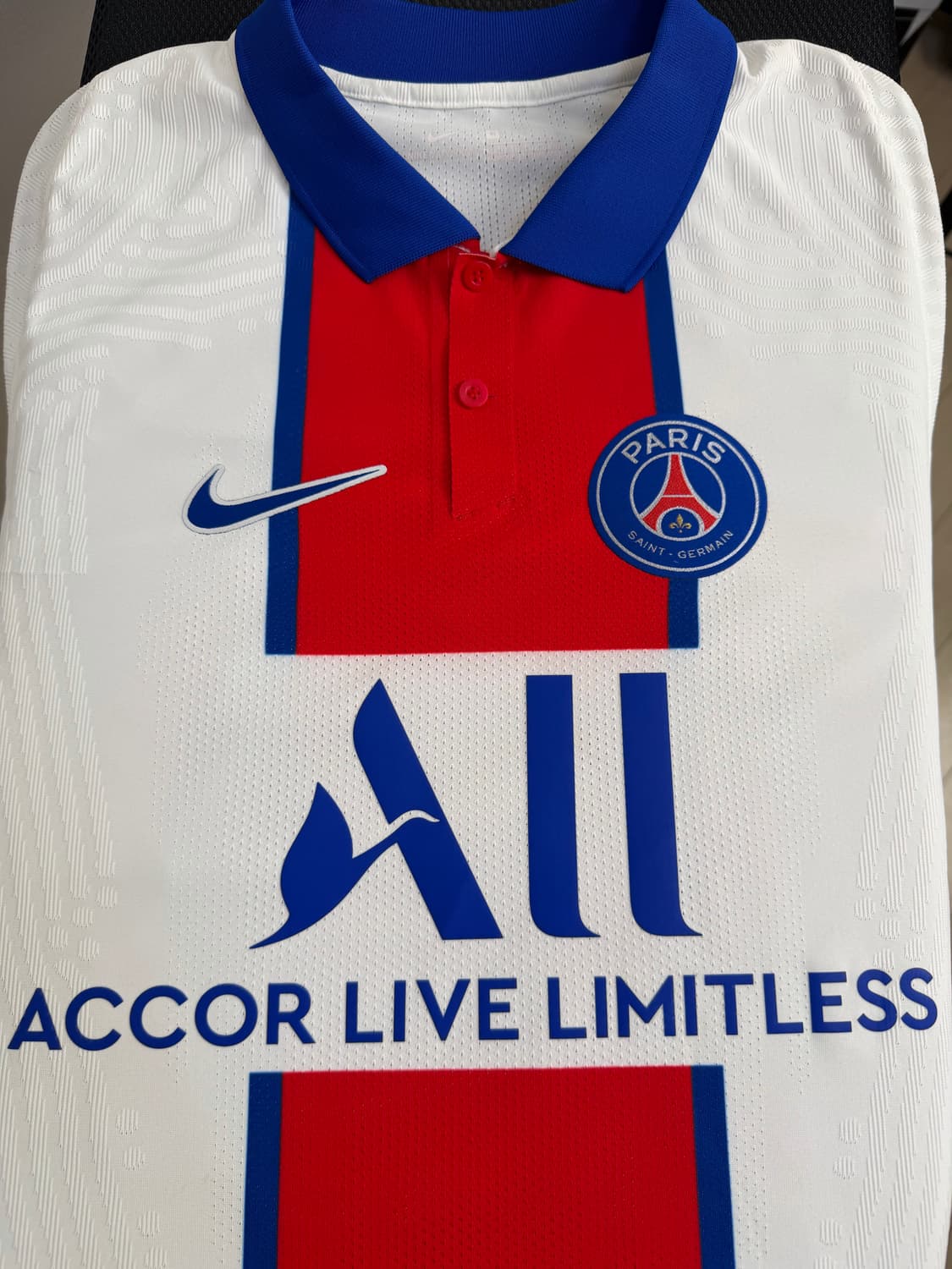 20-21 파리 생제르망 어웨이 어센틱 새제품 상품이미지4