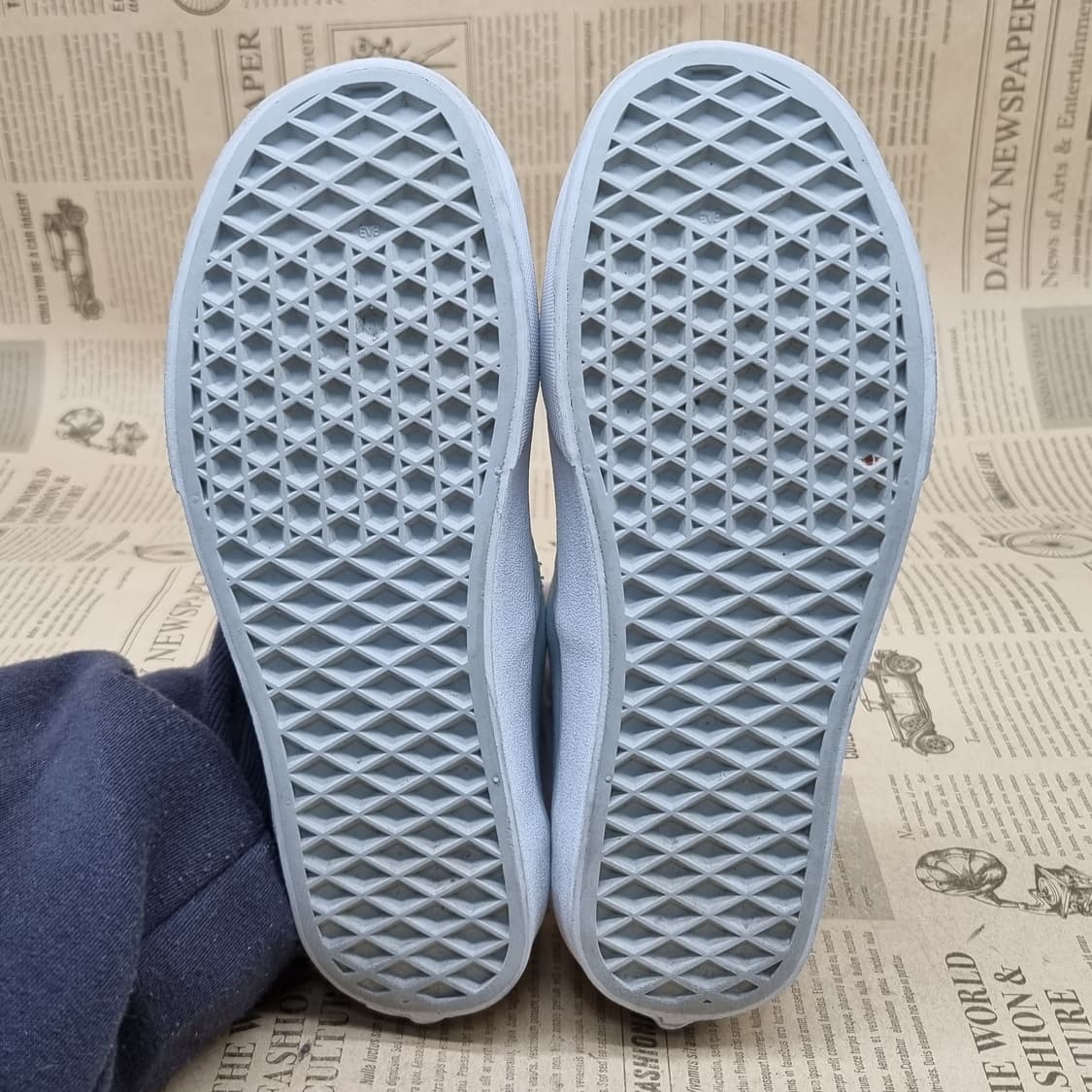 반스 어센틱 스니커즈220 상품이미지3