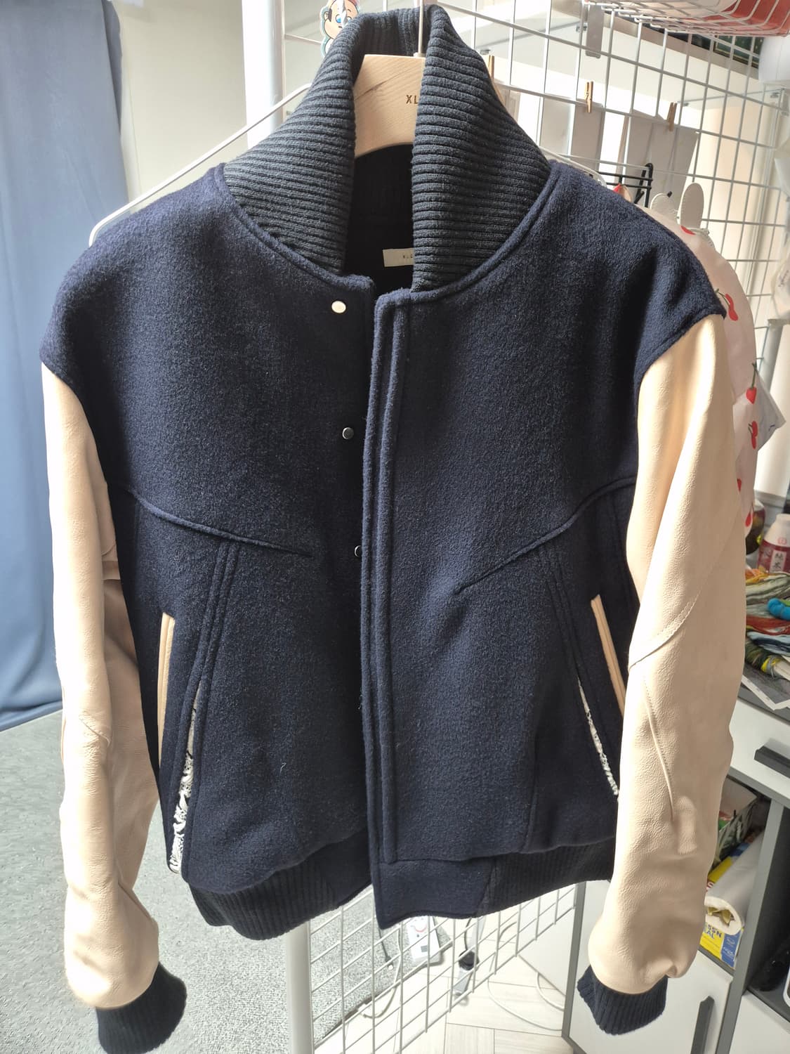 엑슬림 ep6 바시티 자켓 S (변우석착용) 상품이미지1