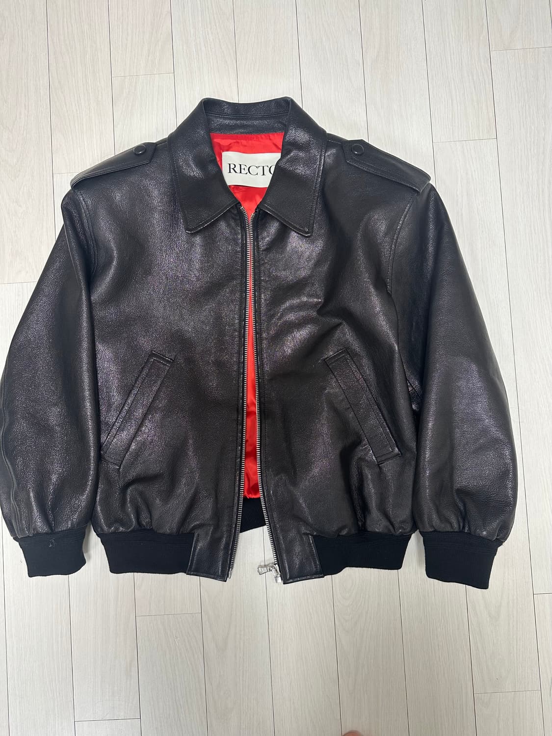 렉토24fw 벤고트 에폴렛 레더 자켓 상품이미지1