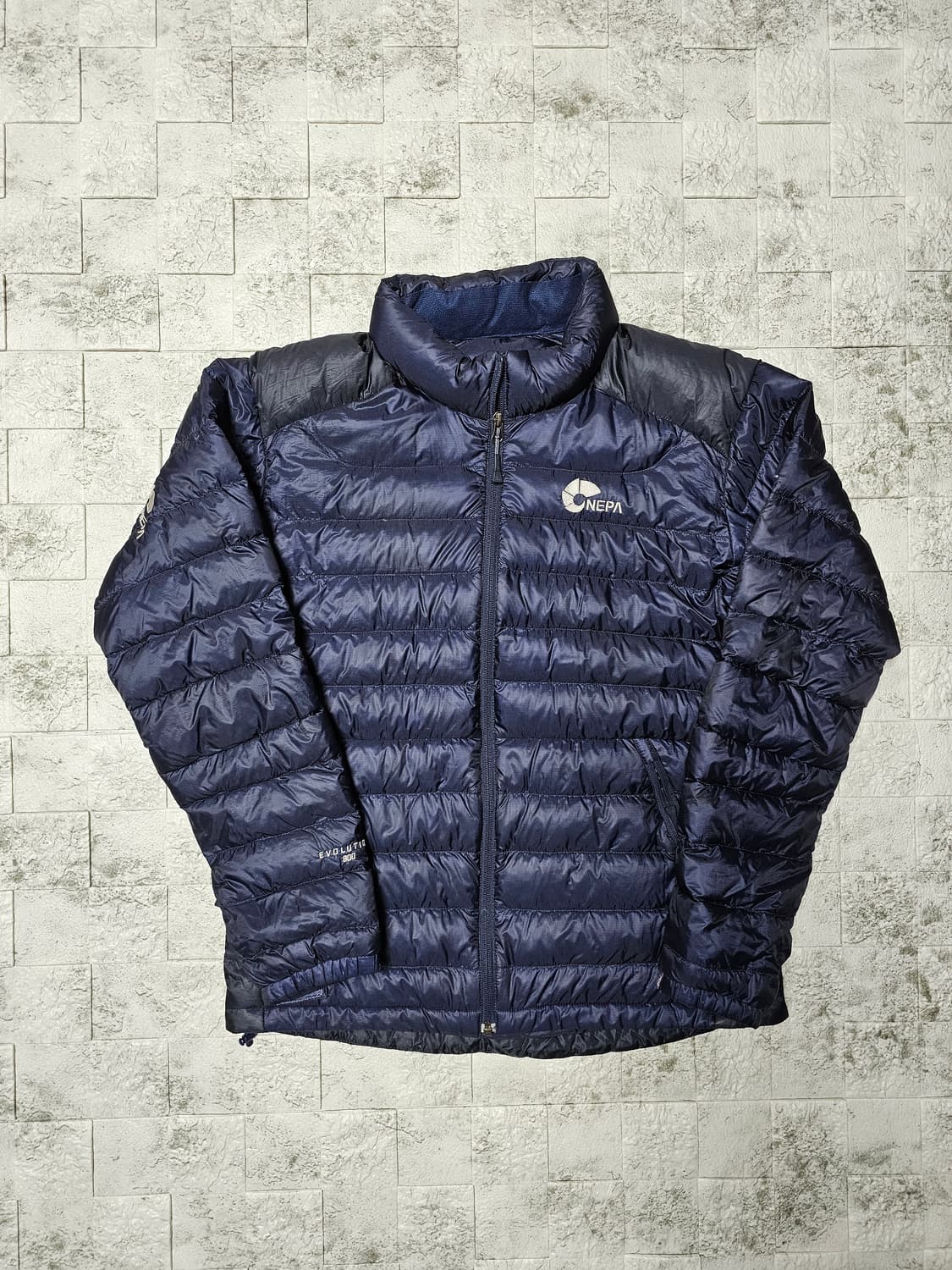 네파 경량패딩 L 상품이미지1