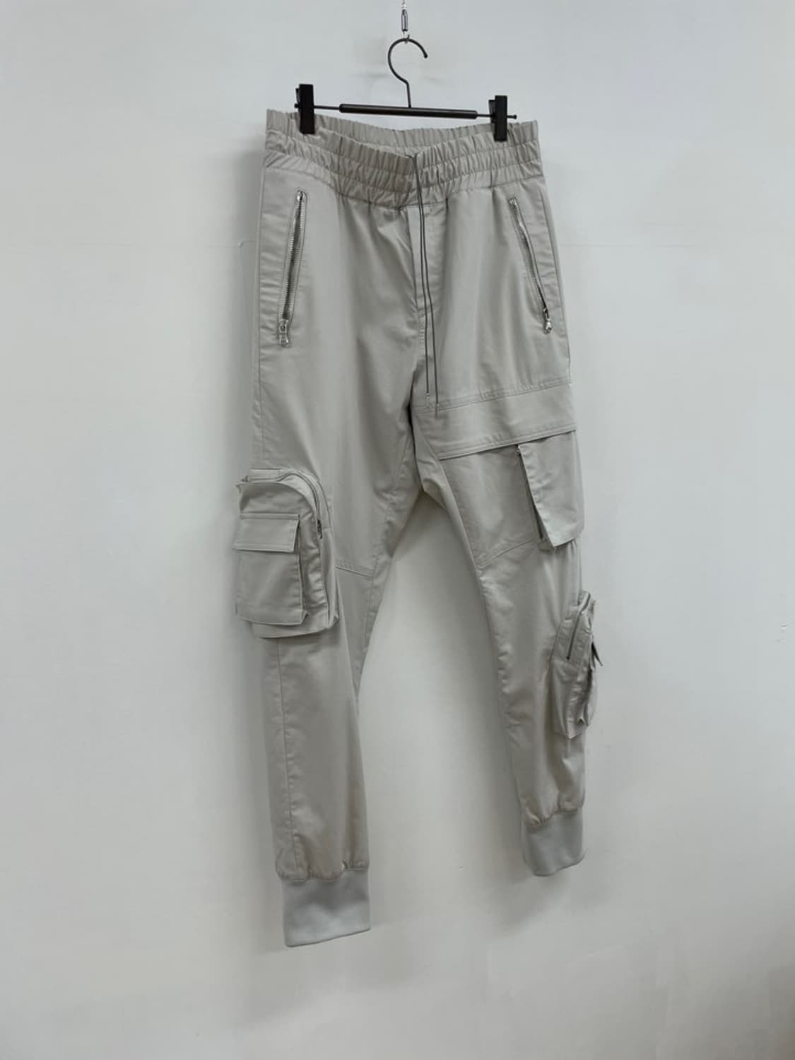 우영미 유틸리티 멀티 카고 조거 팬츠 연그레이 상품이미지2