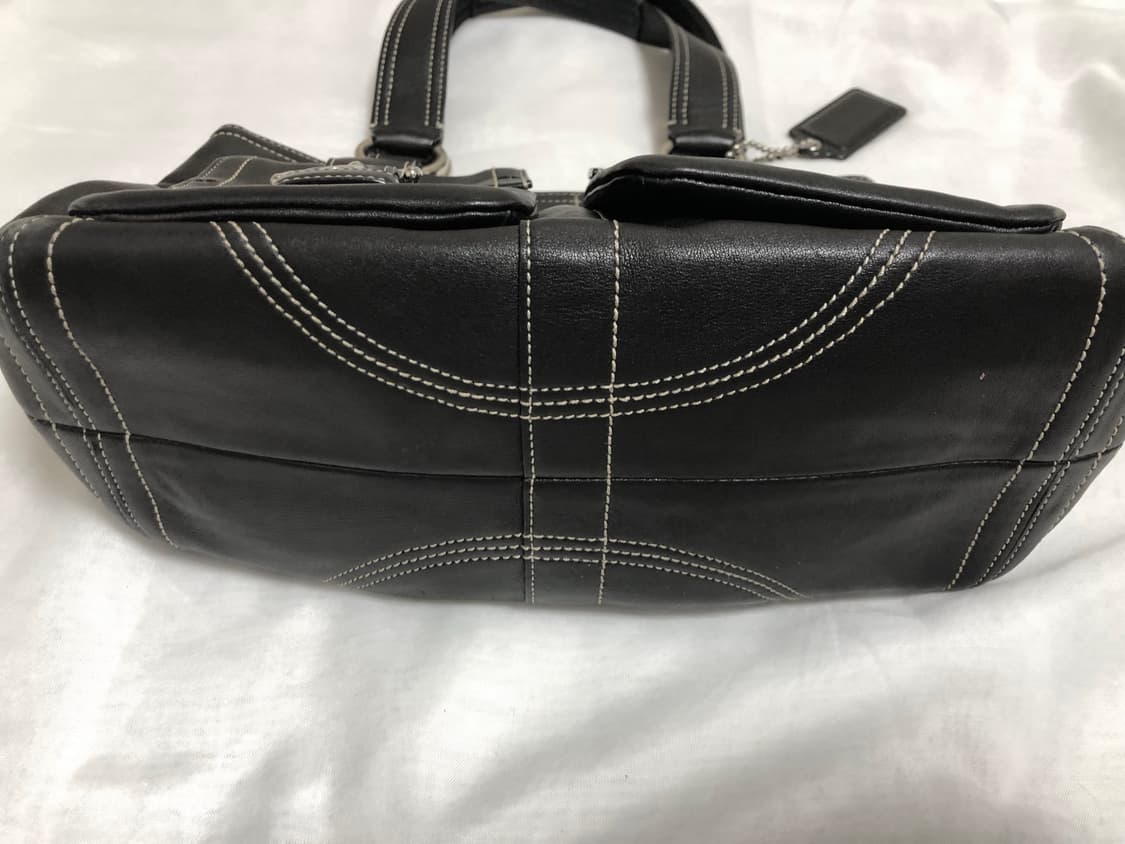 Coach black soho pocket shoulder bag 상품이미지7