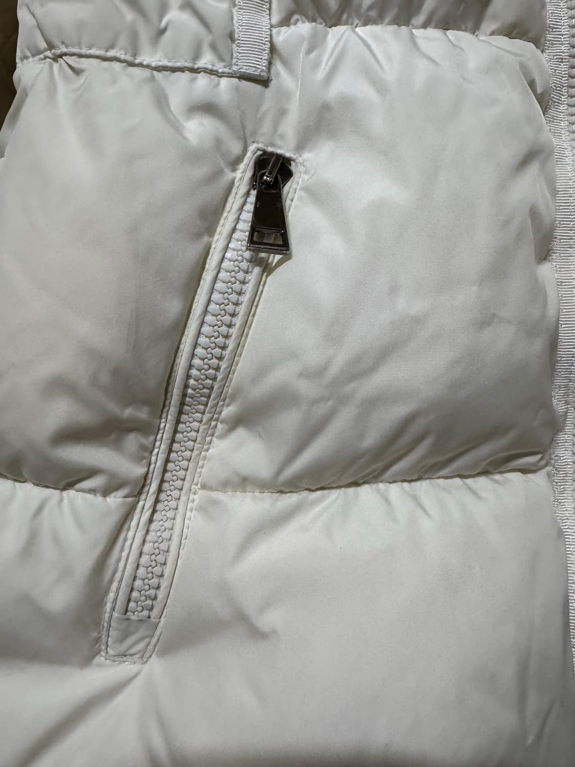 2 몽클레어 악상떼르 다운 패딩 상품이미지4