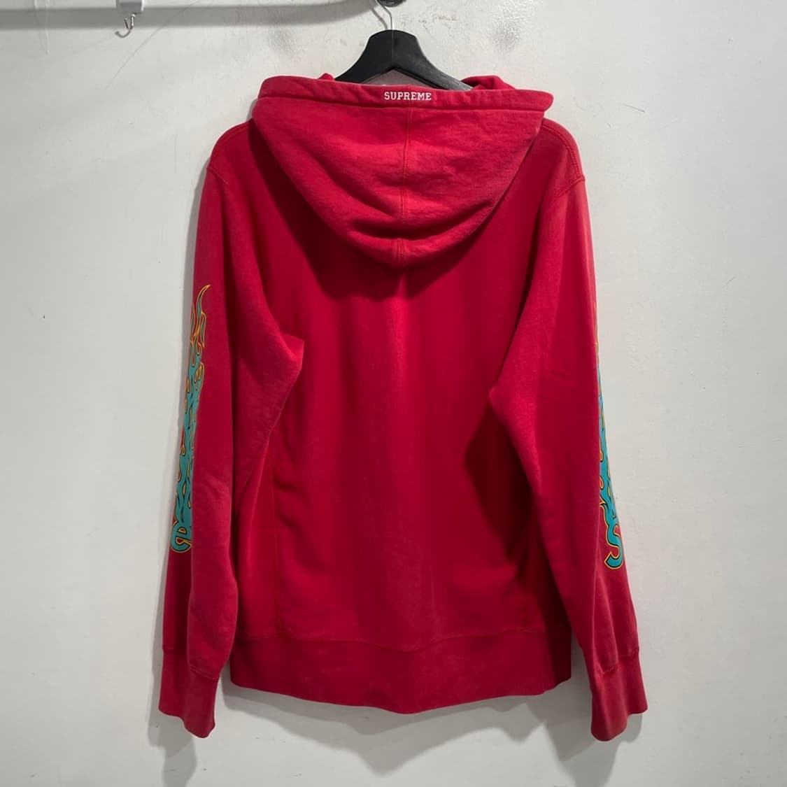 슈프림 x 트레셔 프린팅 후드티 상품이미지3