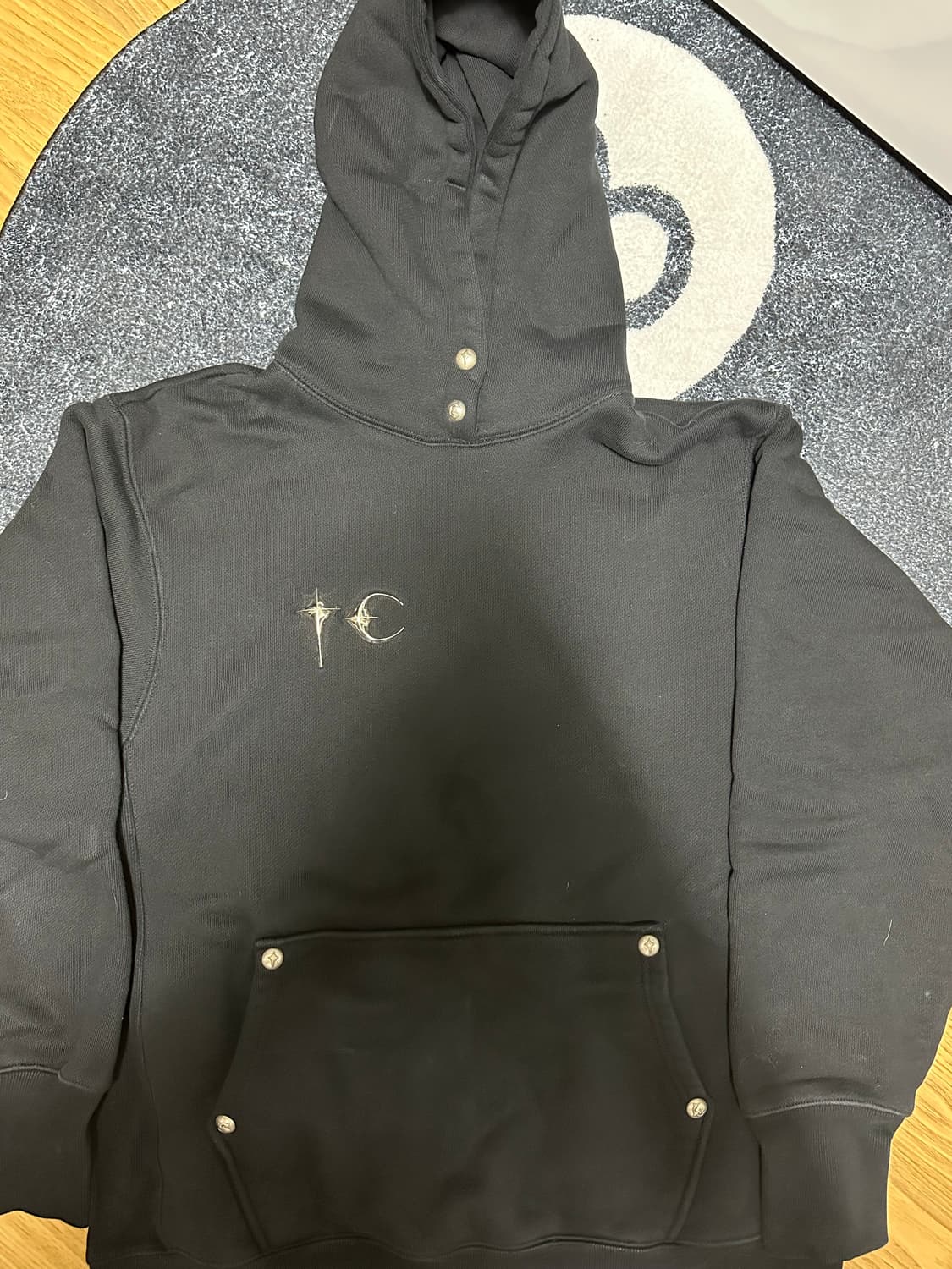 떠그클럽 아머 후드 검정 3사이즈 상품이미지1