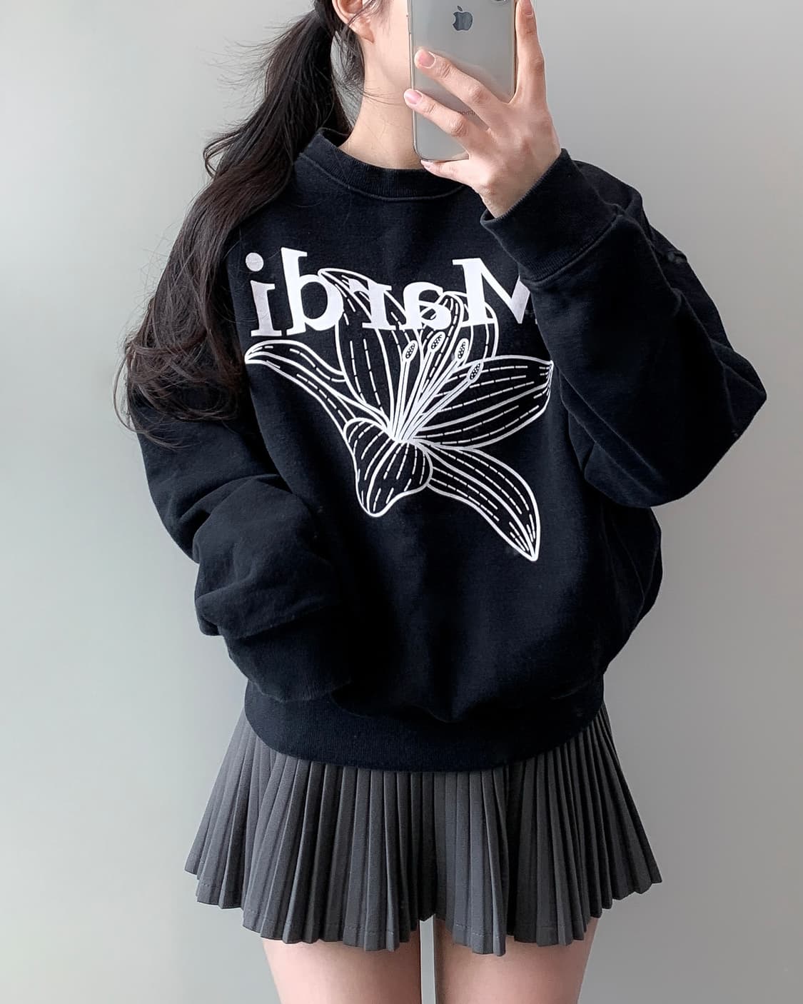 마르디 메크르디 맨투맨 상품이미지1