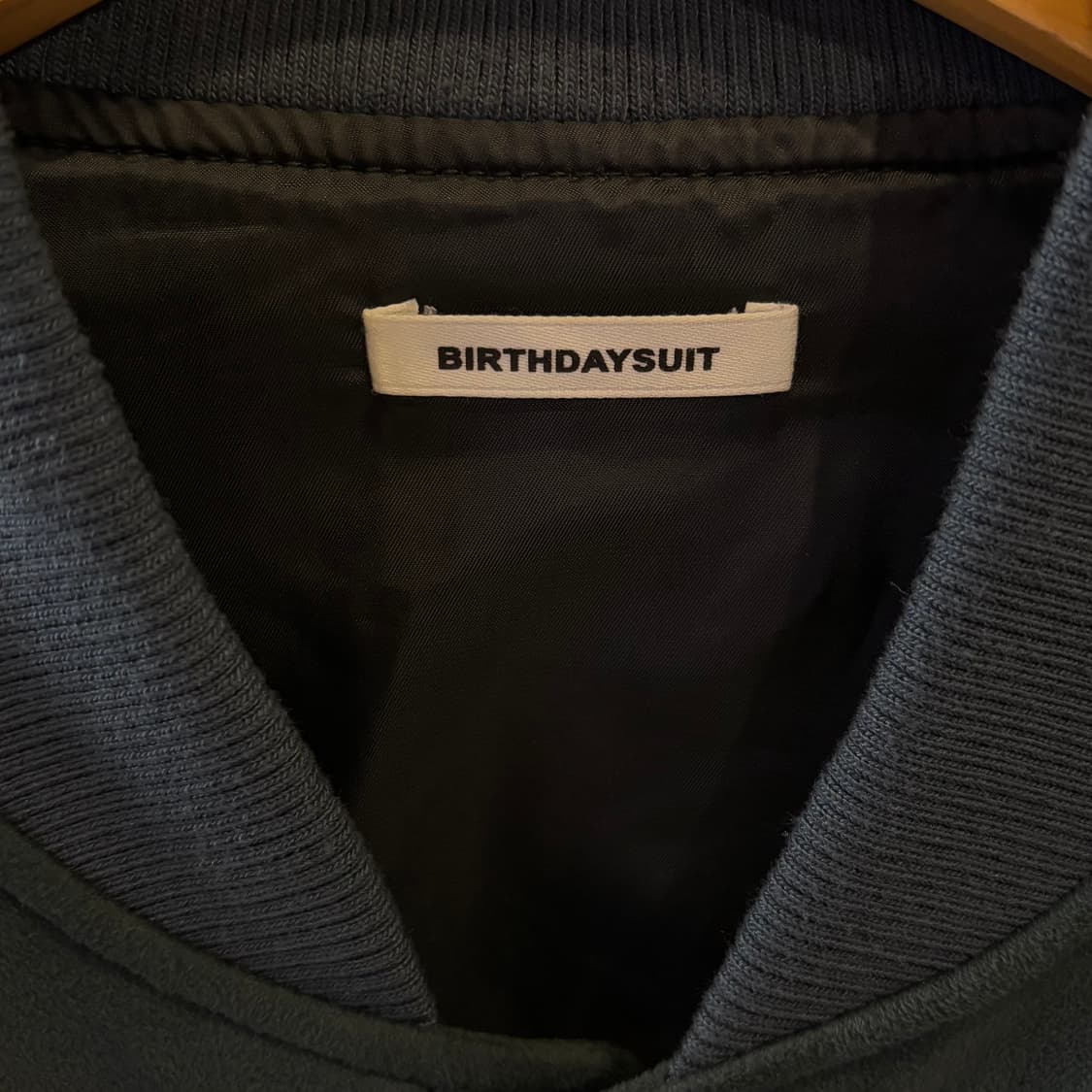 벌스데이수트 스웨이드 봄버 자켓 상품이미지4