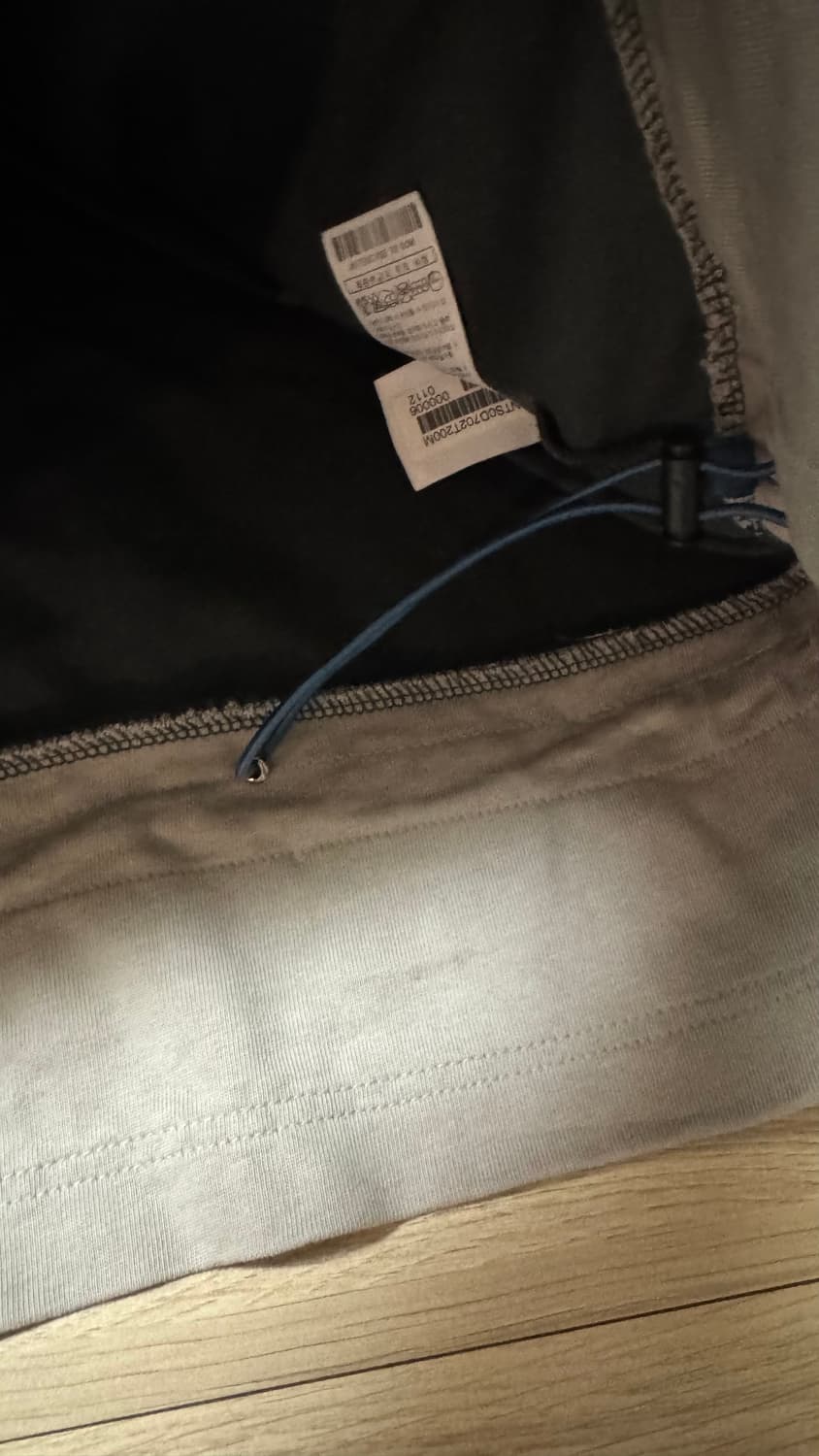 질스튜어트 JUST 후드티 M  가슴단면 55 총장 68cm   - 부드 상품이미지6