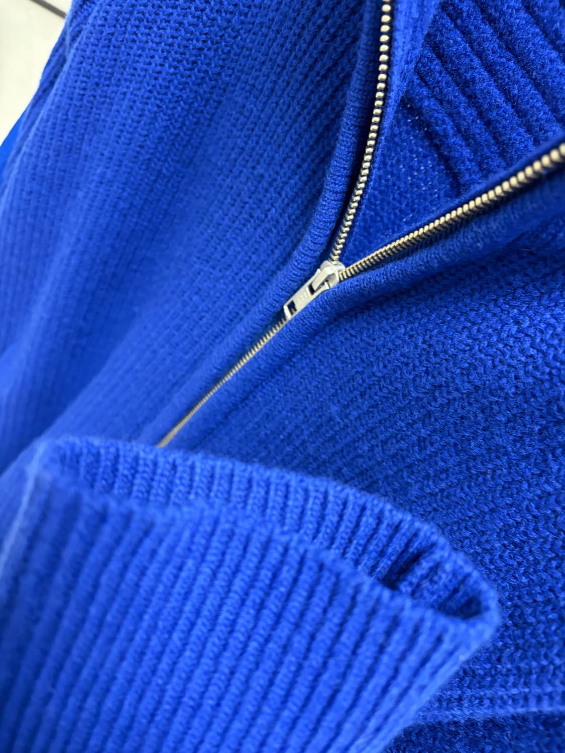 HGBB STUDIO 로얄 블루 니트 패디드 자켓 Lsize 상품이미지7