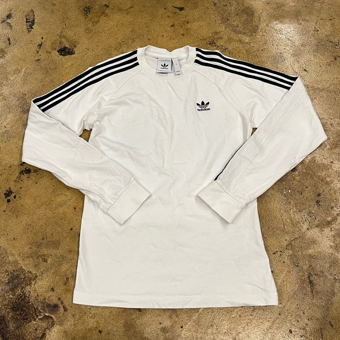 아디다스 흰검 화이트 롱슬리브 상품이미지2