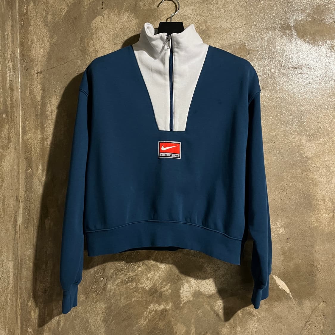 나이키 크롭 반집업 맨투맨 상품이미지5