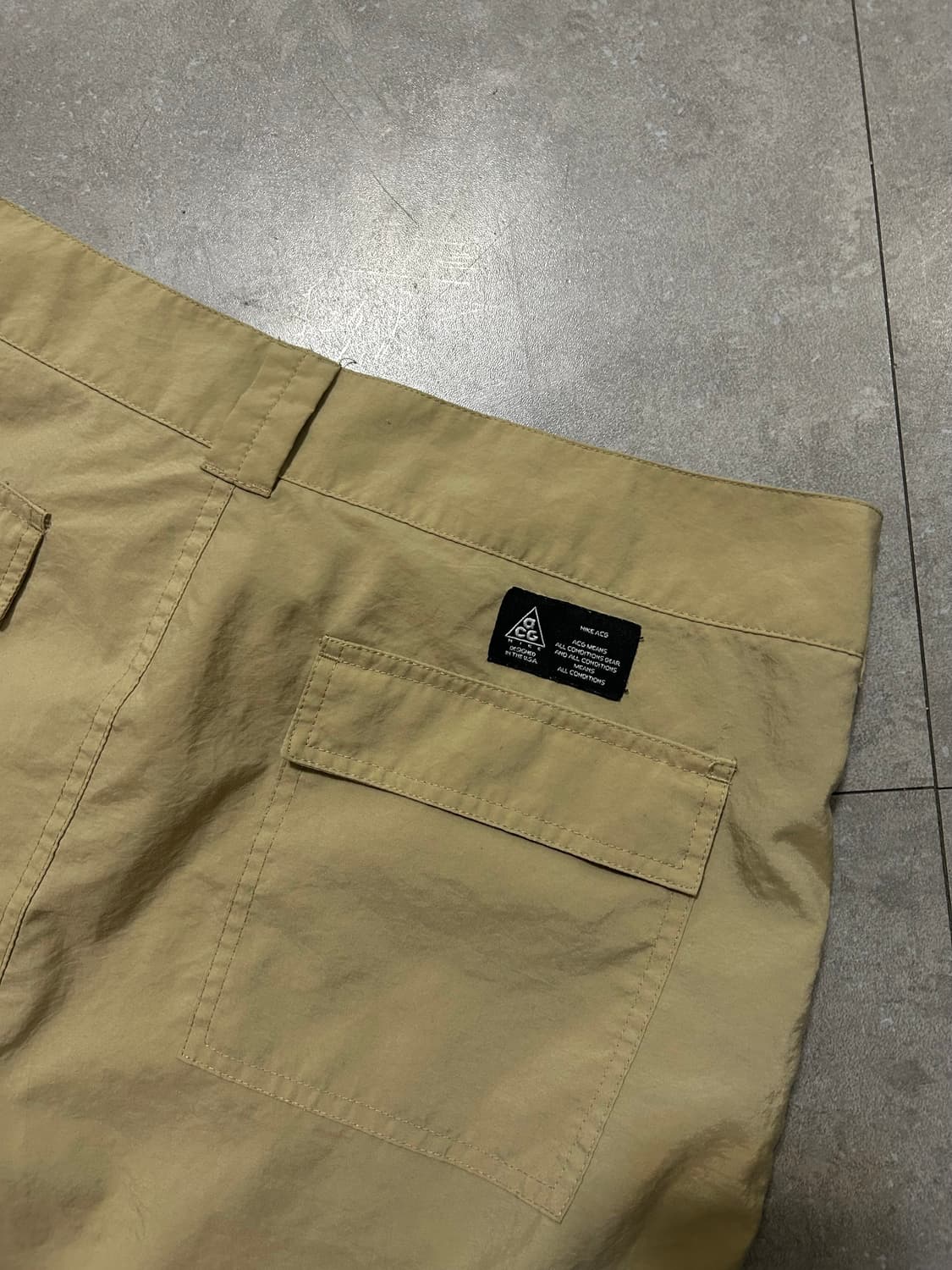 00s  나이키 ACG  샌드컬러 나일론 빈티지   유틸 카고 버뮤다 팬 상품이미지7