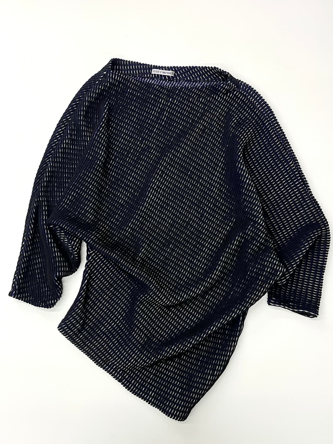 Issey Miyake 이세이미야케 언발란스컷 울 니트 상품이미지6