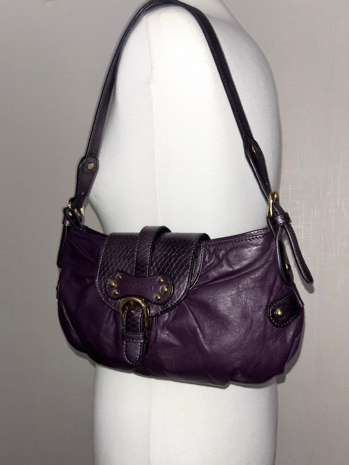 🚨연말세일🚨Capacci purple shoulder bag 상품이미지1