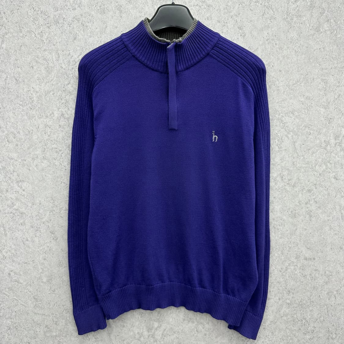 100 헤지스 남자 반집업 니트 상품이미지1