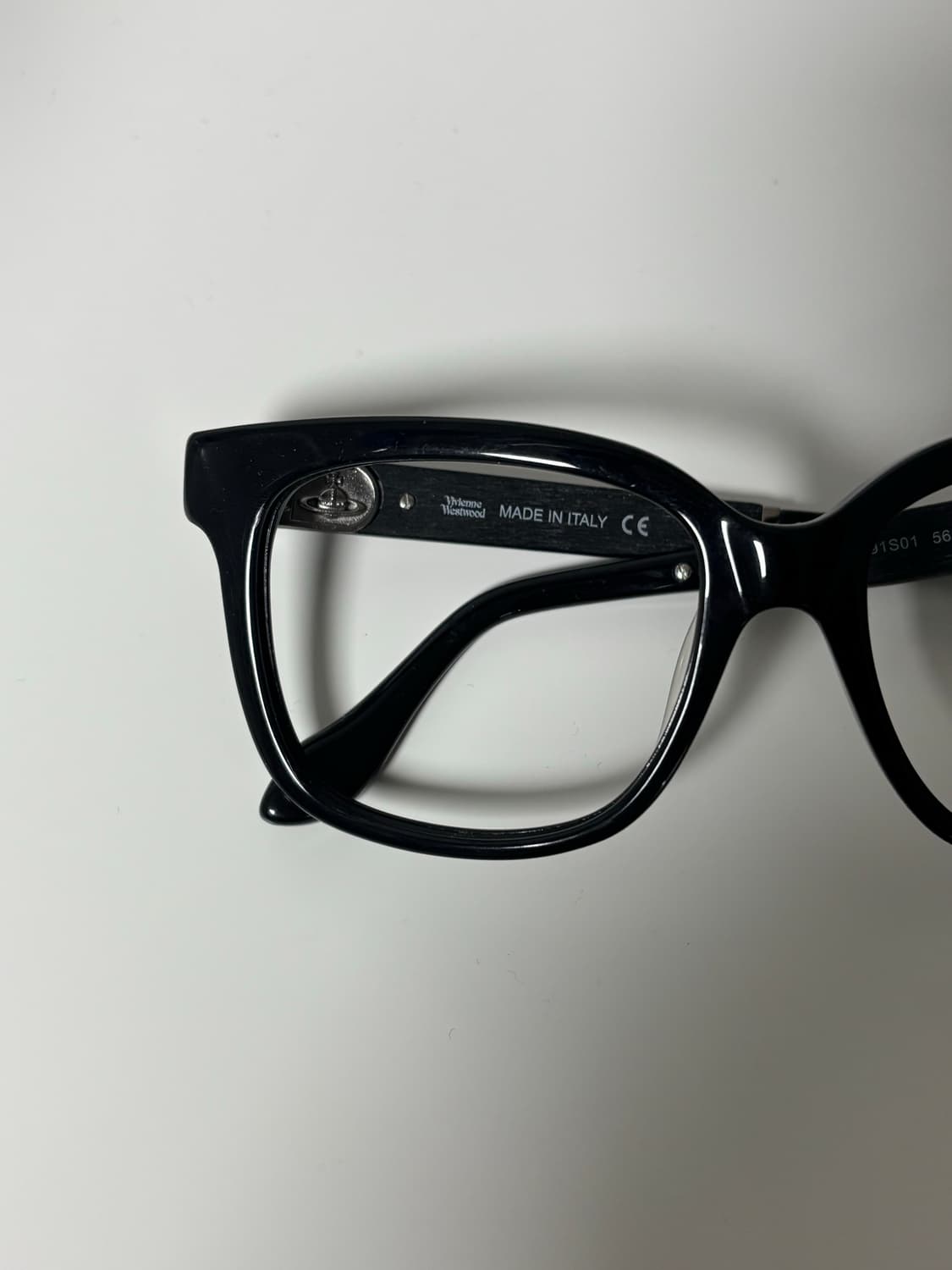 비비안웨스트우드 안경 비비안웨스트우드 뿔테안경 상품이미지3