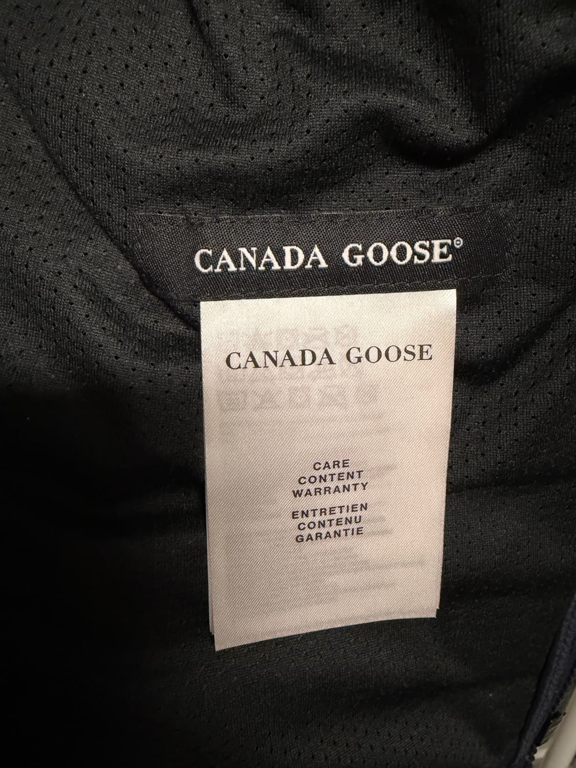 캐나다구스 네이비 경량패딩 M 상품이미지3