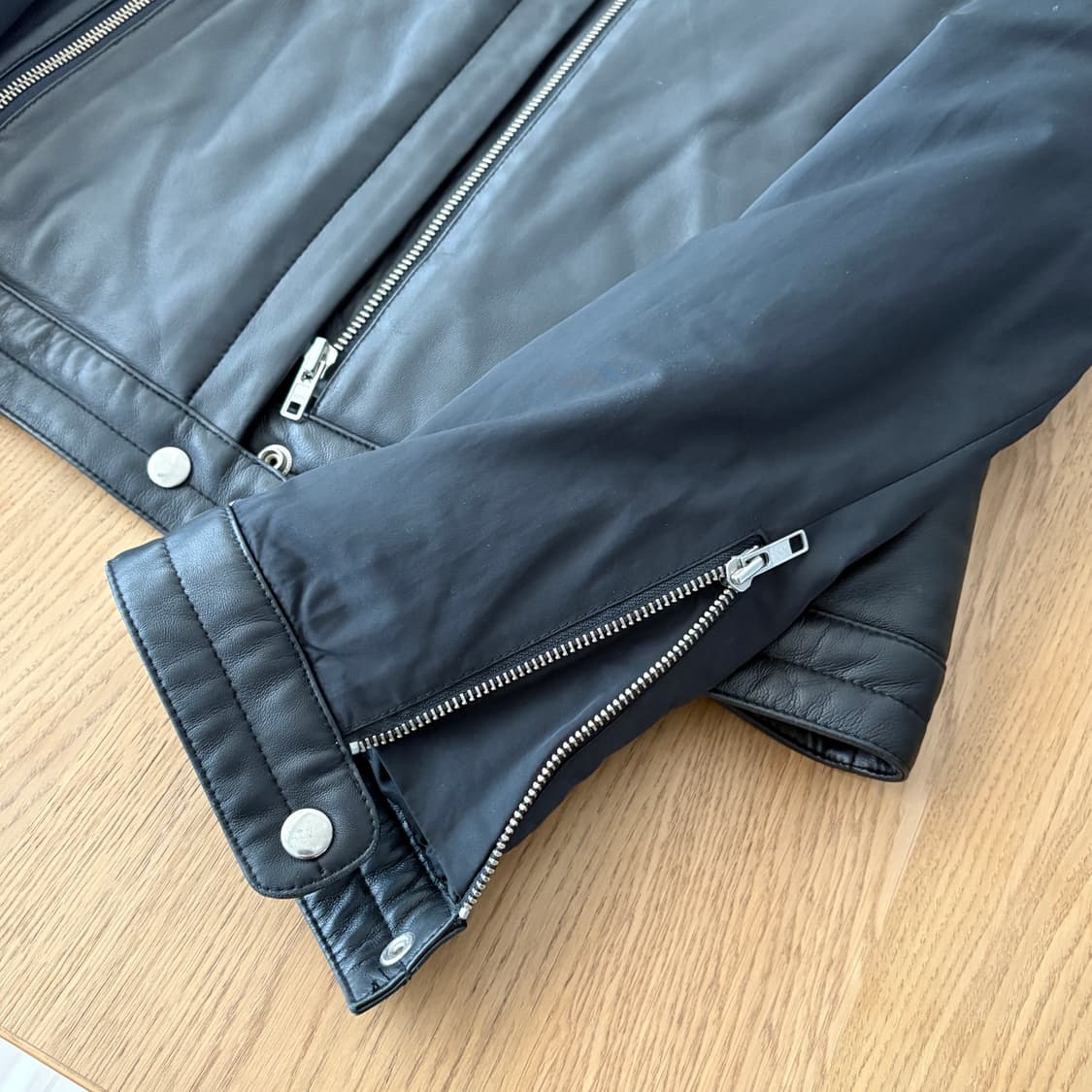  ▫️Dkny Leather Padded Jacket 상품이미지8