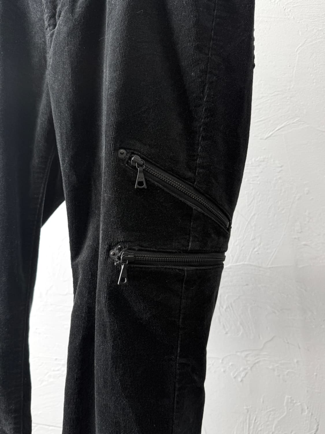 캐서린 햄넷 런던 코듀로이 지퍼 팬츠 상품이미지3