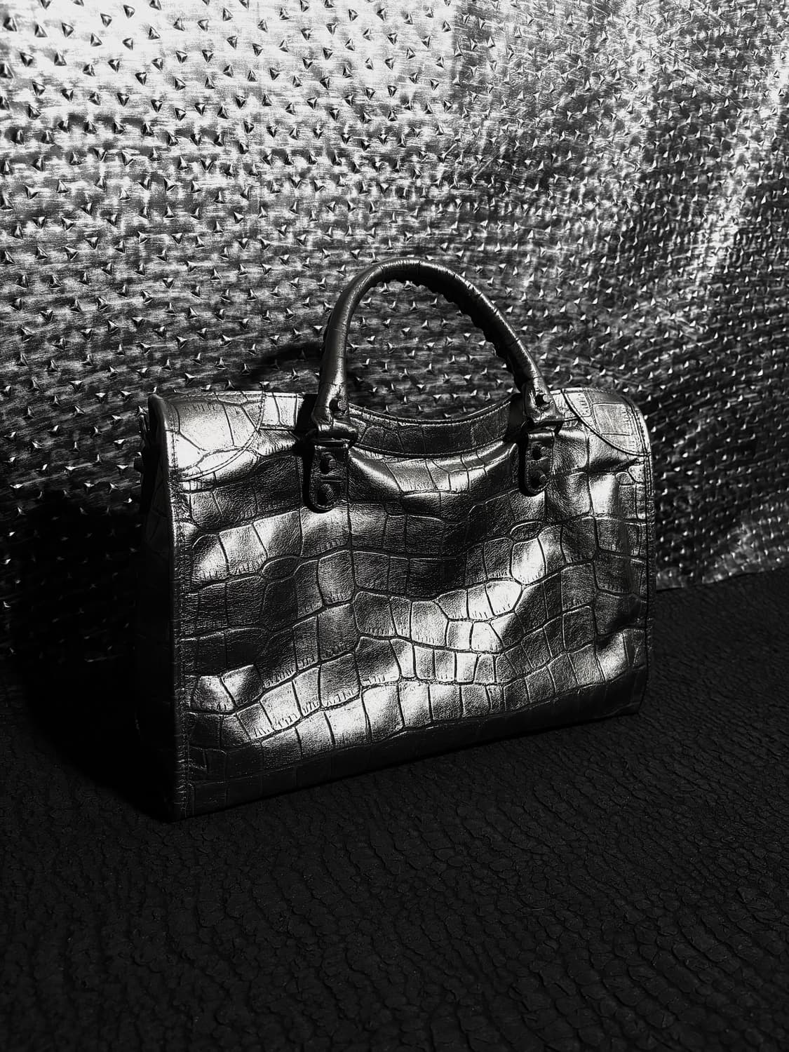 크로커다일 메탈 백 상품이미지1