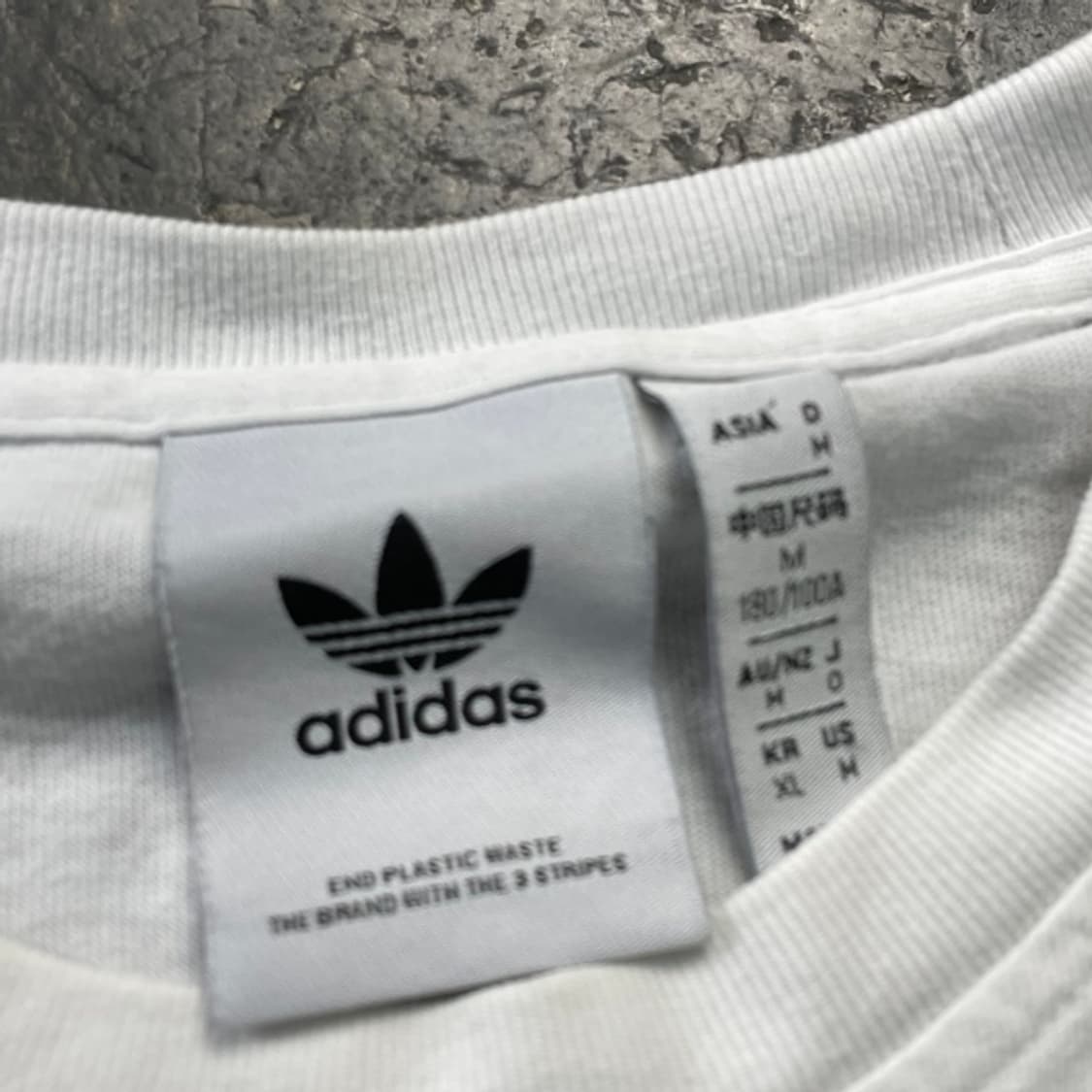 95 아디다스 락업 반팔티  상품이미지3