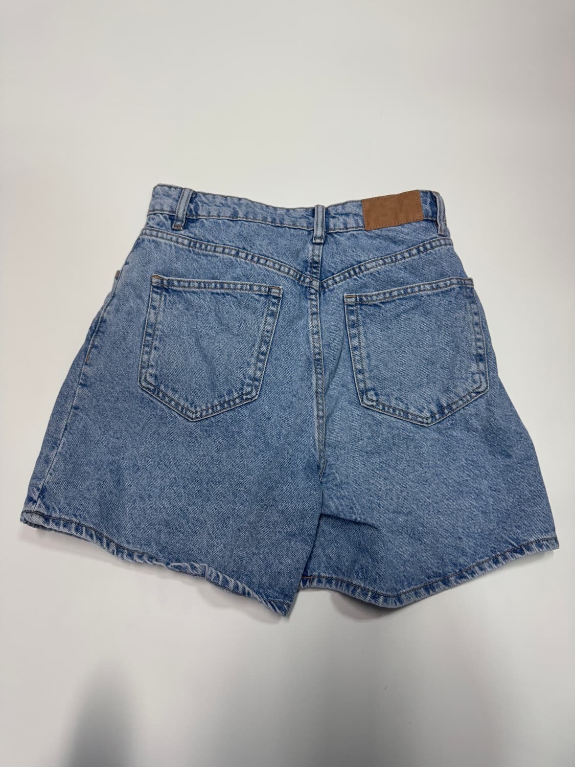 여성 자라 zara 연청 데님 하프팬츠 상품이미지2