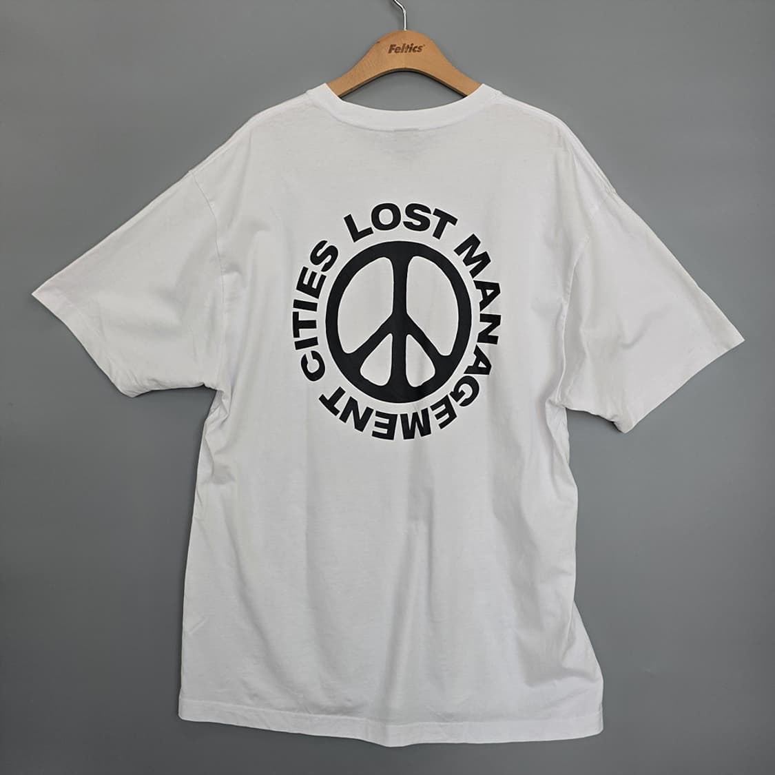 엘엠씨 LMC 피스 심볼 백프린팅 반팔티 XL 상품이미지3