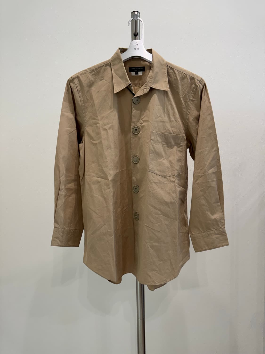 꼼데가르송 옴므 플러스 빅버튼 버튼업 셔츠 상품이미지1