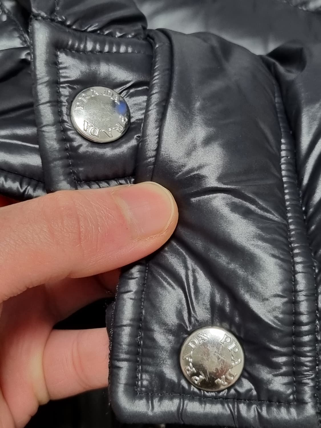 프라다 바이커 패딩 시즌오프 특가 상품이미지7