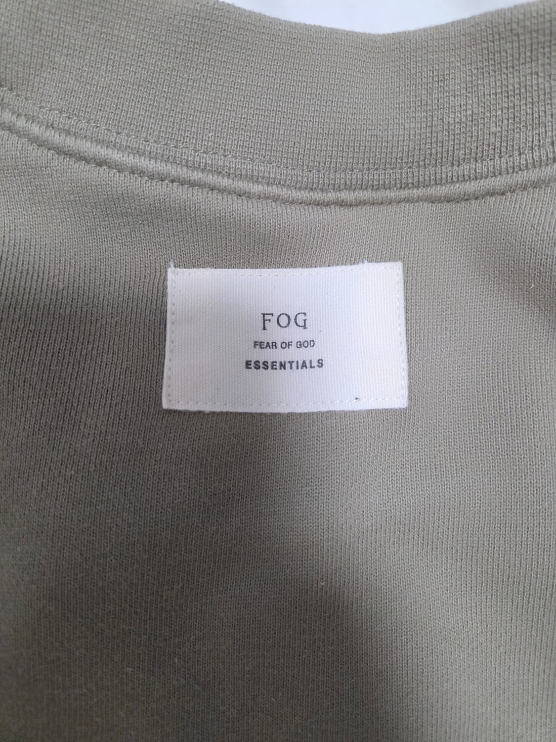 피오갓에센셜 크루넥 사이드지퍼 스웻셔츠 상품이미지3