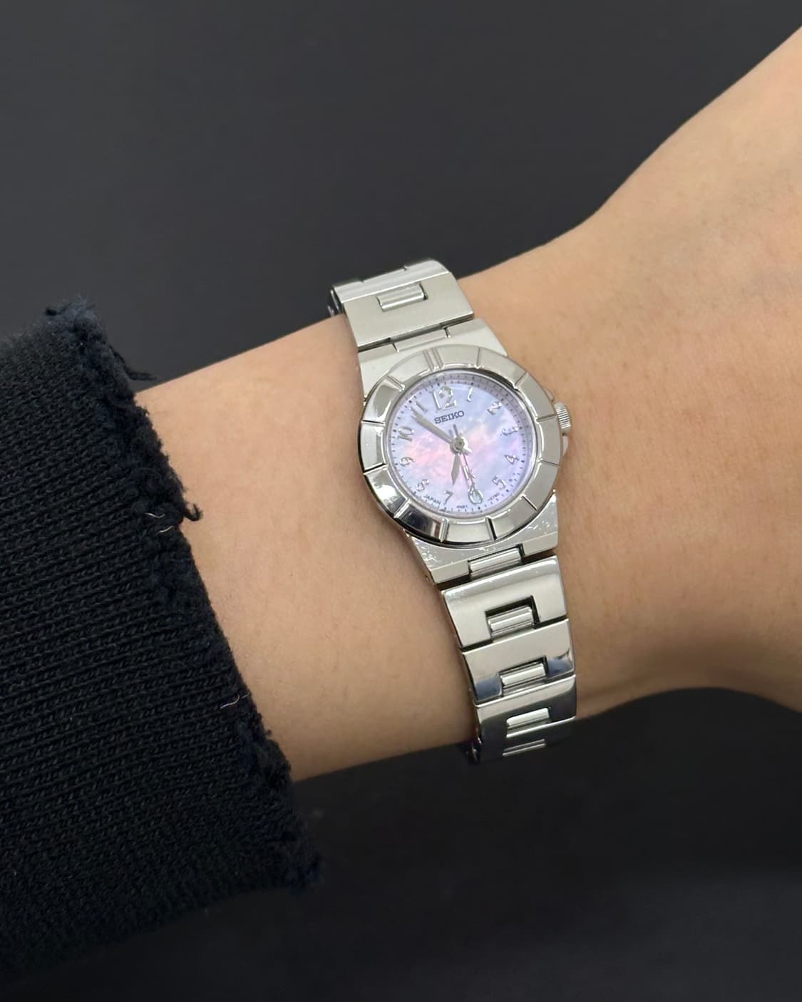 세이코 루키아 자개 다이얼 쿼츠 시계 상품이미지10