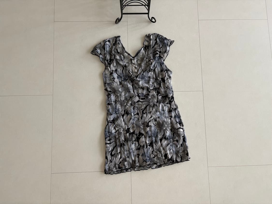 grey floral top 상품이미지2